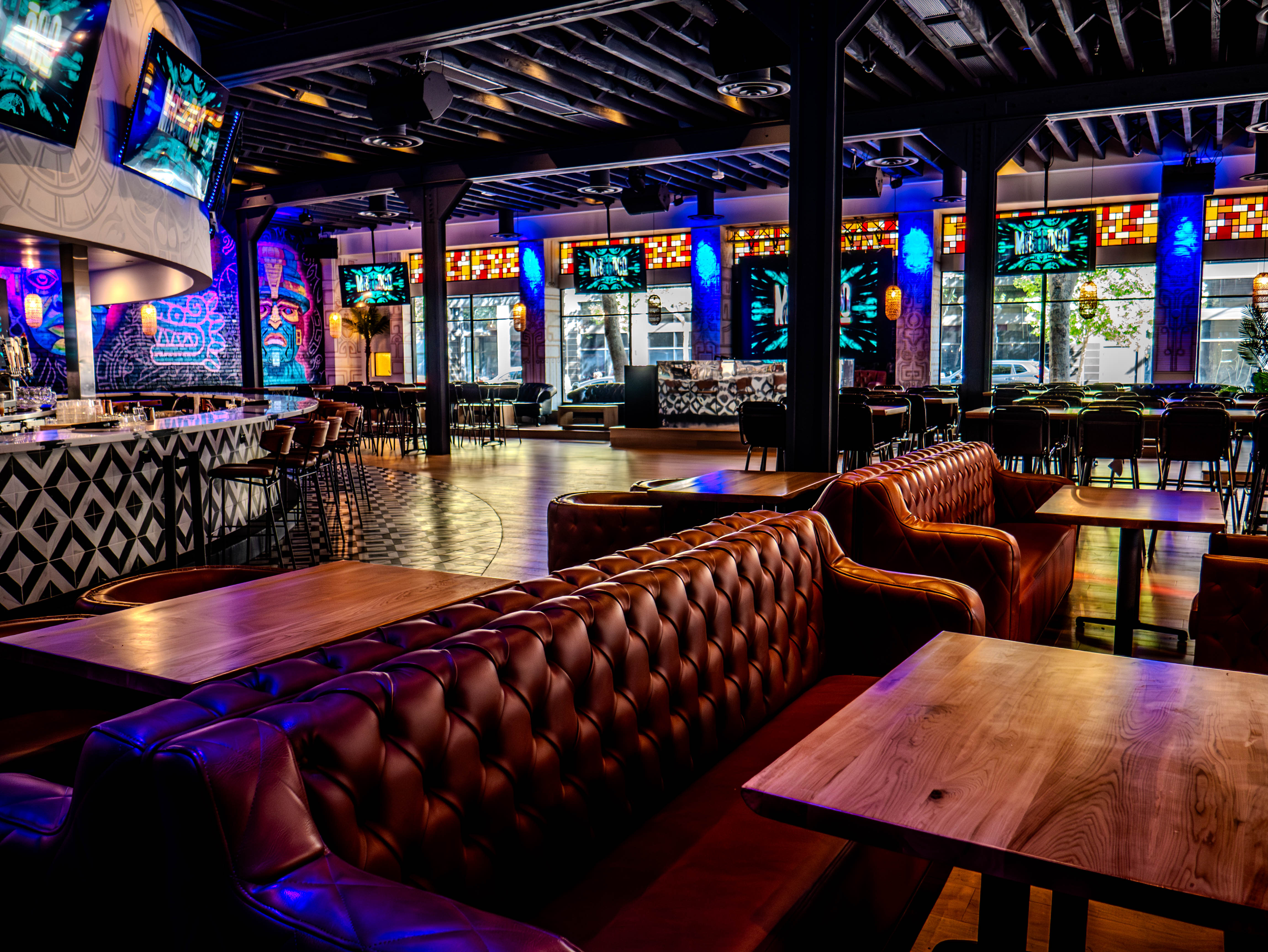 Mas Loco Cantina
